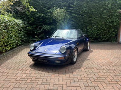 Lot 1972 Porsche 911