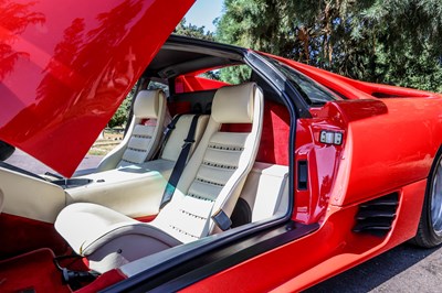 Lot 213 - 1994 Lamborghini Diablo VT