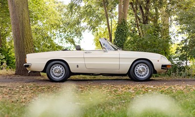 Lot 1980 Alfa Romeo Spider 2000