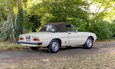 Lot 1980 Alfa Romeo Spider 2000