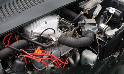 Lot 1990 Morgan Plus 8