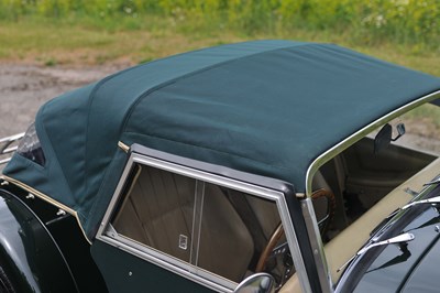 Lot 1990 Morgan Plus 8
