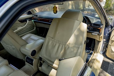 Lot 1989 Mercedes-Benz 500 SEC