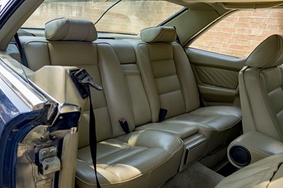 Lot 1989 Mercedes-Benz 500 SEC