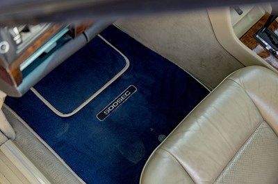 Lot 1989 Mercedes-Benz 500 SEC