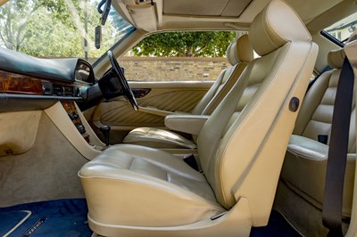 Lot 1989 Mercedes-Benz 500 SEC