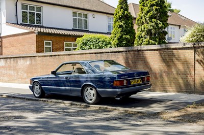 Lot 1989 Mercedes-Benz 500 SEC