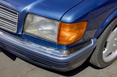 Lot 1989 Mercedes-Benz 500 SEC
