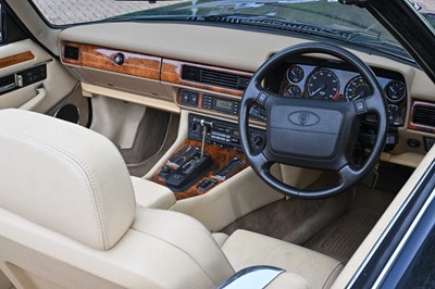 Lot 125 - 1994 Jaguar XJS V12 Convertible