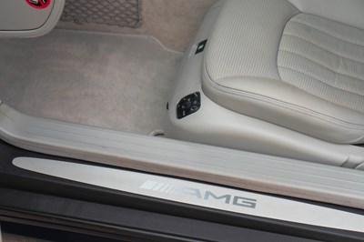 Lot 266 - 2004 Mercedes-Benz SL55