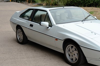 Lot 184 - 1989 Lotus Eclat Excel