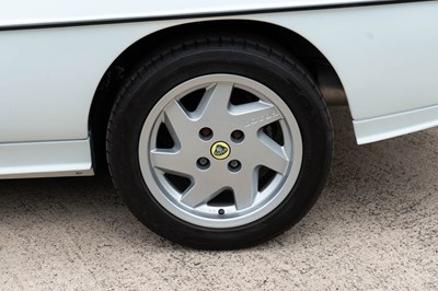 Lot 184 - 1989 Lotus Eclat Excel