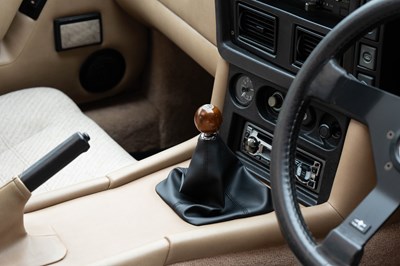 Lot 184 - 1989 Lotus Eclat Excel