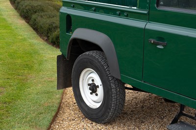 Lot 261 - 2006 Land Rover Defender TD5 90 Pick-up