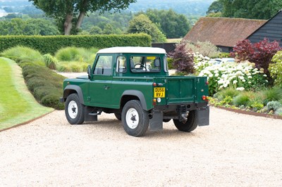 Lot 261 - 2006 Land Rover Defender TD5 90 Pick-up