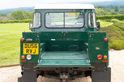 Lot 261 - 2006 Land Rover Defender TD5 90 Pick-up