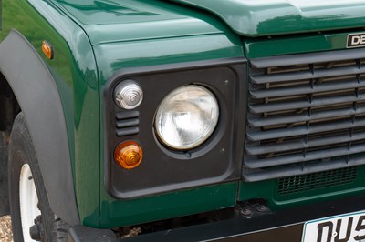 Lot 261 - 2006 Land Rover Defender TD5 90 Pick-up