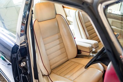 Lot 163 - 1988 Bentley Turbo R