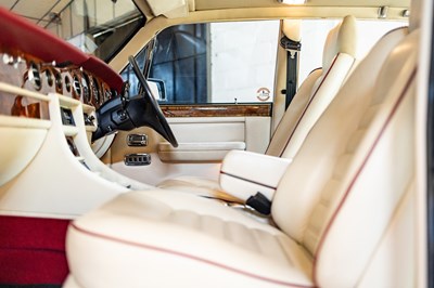 Lot 163 - 1988 Bentley Turbo R