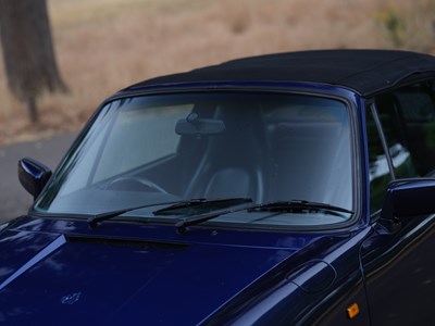 Lot 212 - 1989 Porsche 911 3.2 Convertible
