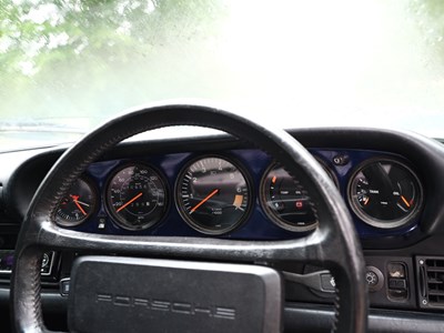 Lot 212 - 1989 Porsche 911 3.2 Convertible