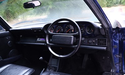 Lot 212 - 1989 Porsche 911 3.2 Convertible
