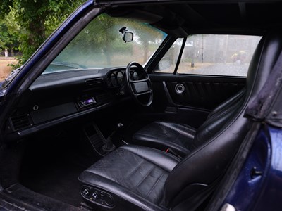 Lot 212 - 1989 Porsche 911 3.2 Convertible