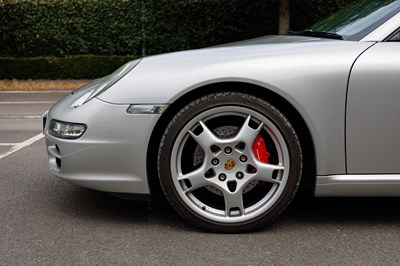 Lot 262 - 2004 Porsche 997/911 C2S