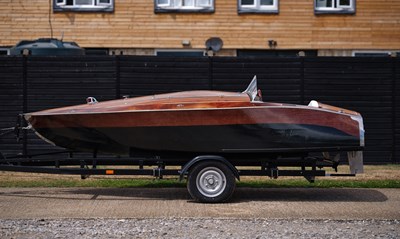 Lot 236 - Classic Style Wooden Speed Boat ‘Catch Me If You Can’