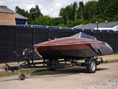 Lot 236 - Classic Style Wooden Speed Boat ‘Catch Me If You Can’