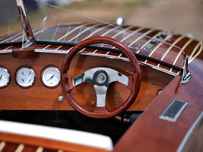 Lot 236 - Classic Style Wooden Speed Boat ‘Catch Me If You Can’