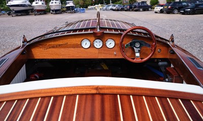 Lot 236 - Classic Style Wooden Speed Boat ‘Catch Me If You Can’