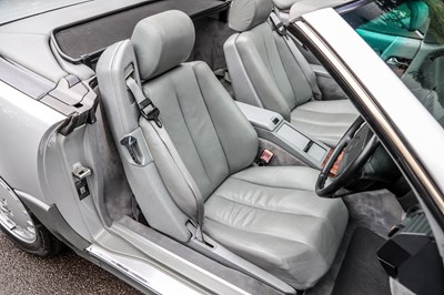 Lot 245 - 1990 Mercedes-Benz 500 SL
