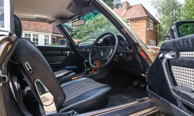 Lot 251 - 1981 Mercedes-Benz 280 SL
