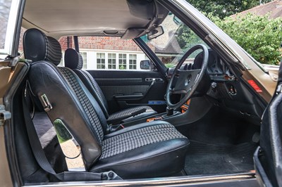 Lot 251 - 1981 Mercedes-Benz 280 SL