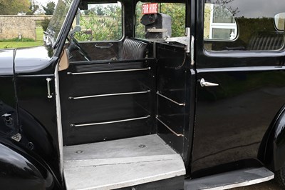 Lot 141 - 1957 Austin FX3 Taxi
