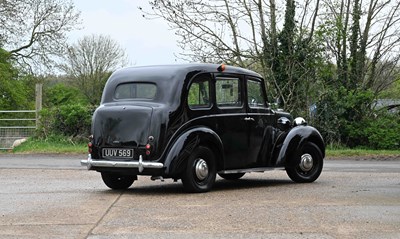 Lot 141 - 1957 Austin FX3 Taxi