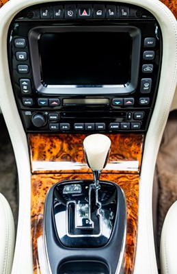 Lot 239 - 2008 Daimler Super Eight Final Edition