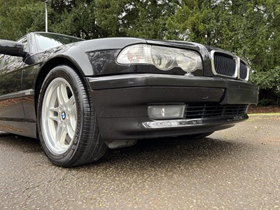 Lot 11 - 2001 BMW 735i