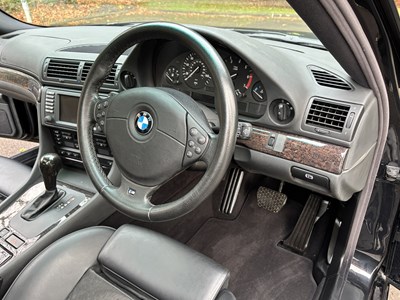 Lot 11 - 2001 BMW 735i
