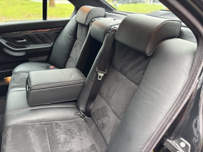 Lot 11 - 2001 BMW 735i