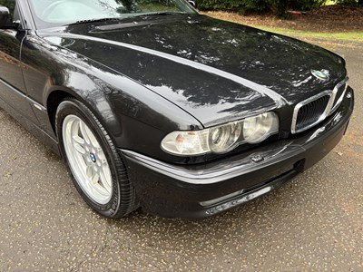 Lot 11 - 2001 BMW 735i