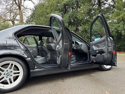 Lot 11 - 2001 BMW 735i