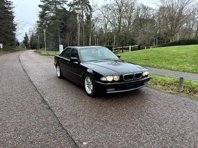 Lot 11 - 2001 BMW 735i