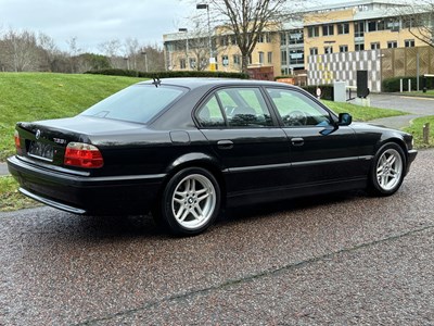 Lot 11 - 2001 BMW 735i