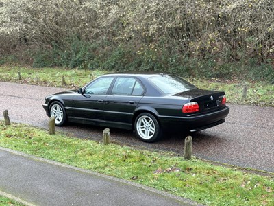 Lot 11 - 2001 BMW 735i