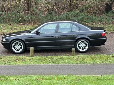 Lot 11 - 2001 BMW 735i