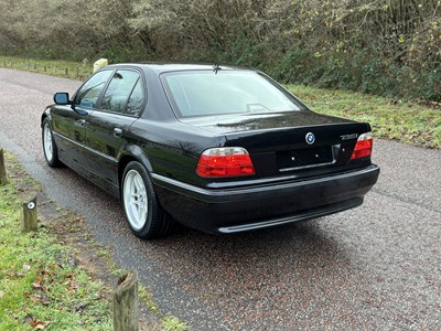 Lot 11 - 2001 BMW 735i