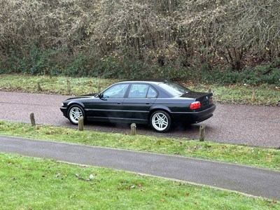 Lot 11 - 2001 BMW 735i