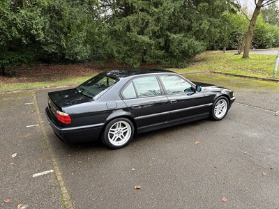 Lot 11 - 2001 BMW 735i